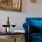 La Vie De Chateau Pensjonat Grignan