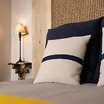 La Vie De Chateau 4* Grignan