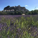 Pensjonat La Vie De Chateau Grignan