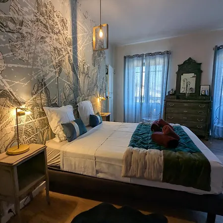 בית הארחה La Vie De Chateau 4*