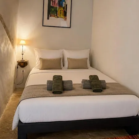 בית הארחה La Vie De Chateau 4*
