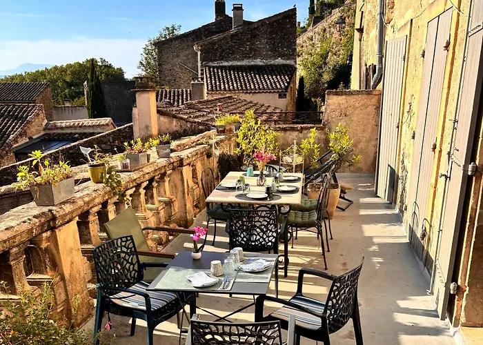 La Vie De Chateau