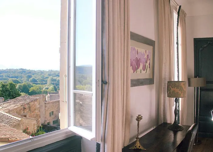 La Vie De Chateau Pensión Grignan