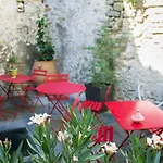 La Vie De Chateau