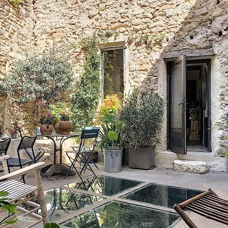 بيت ضيافة La Vie De Chateau غراينا