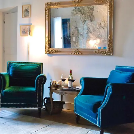 La Vie De Chateau Guest house *